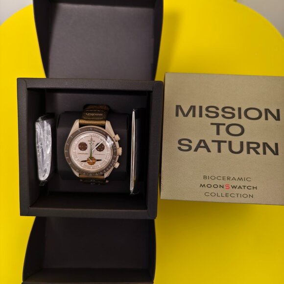 Swatch X Omega MoonSwatch Mission to Moon Watch - Picture 3 of 6